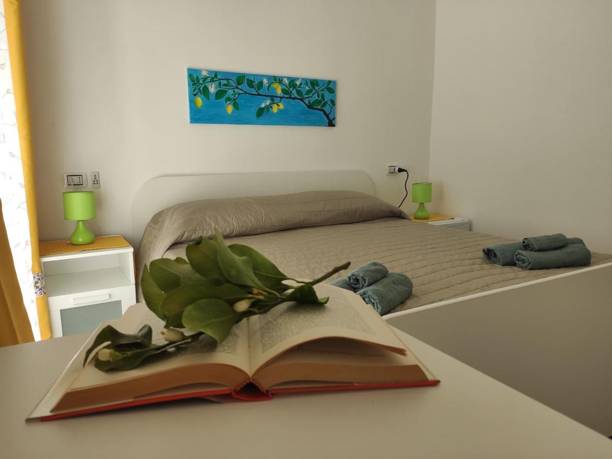 Casta Diva Holiday Rooms Katania Zewnętrze zdjęcie