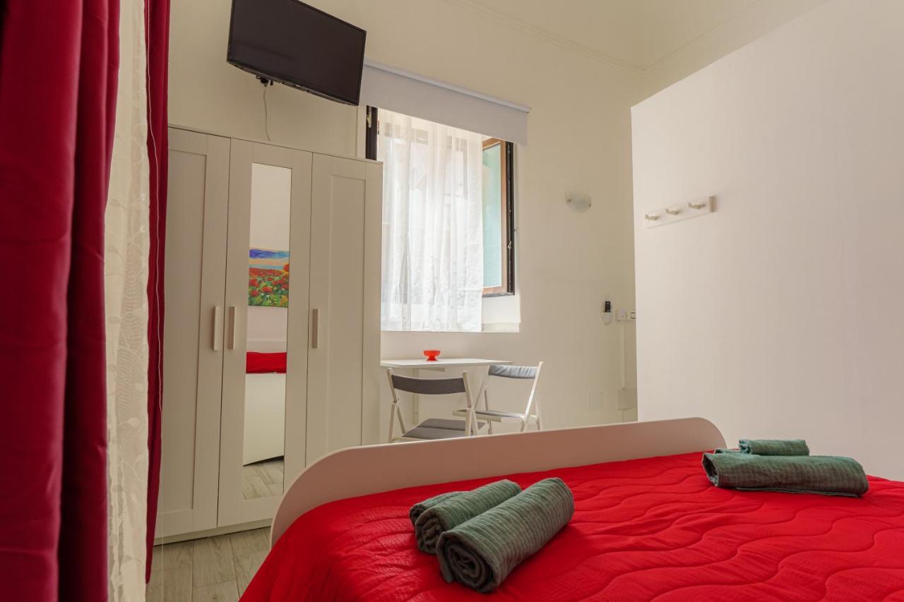 Casta Diva Holiday Rooms Katania Zewnętrze zdjęcie